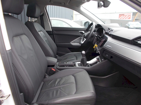 AUDI Q3 II 35 TDI 150 CV DESIGN LUXE QUATTRO BV6